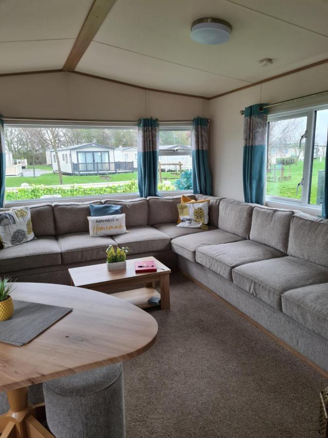 Hot Tub Hols 3 Bed Caravan At 42 Kingfisher Court Tattershall Exterior foto